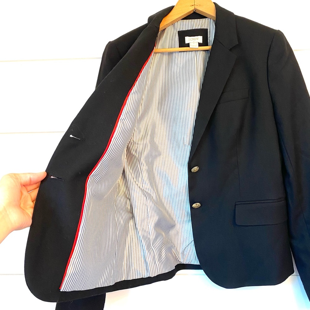 J. CREW women’s two-button blazer in BLACK wool blend. Size 6. - Picture 7 of 10
